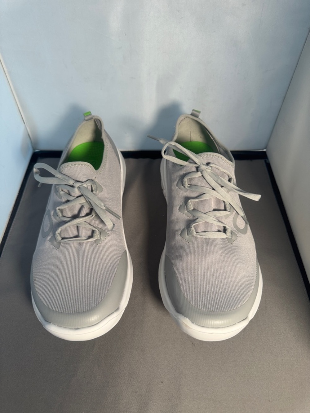 Oofos Light Gray Sneakers with Green‎ Insole men’s size 44